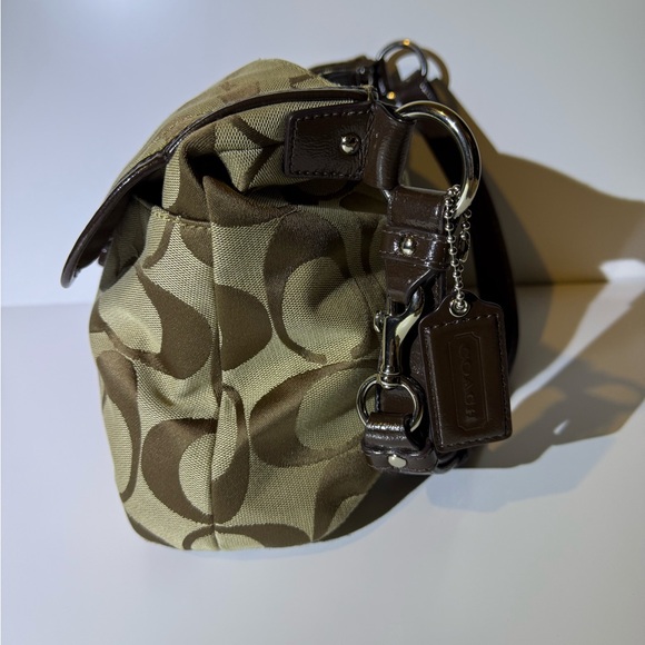 Coach Brown and Tan Shoulder Bag - Picture 3 of 5